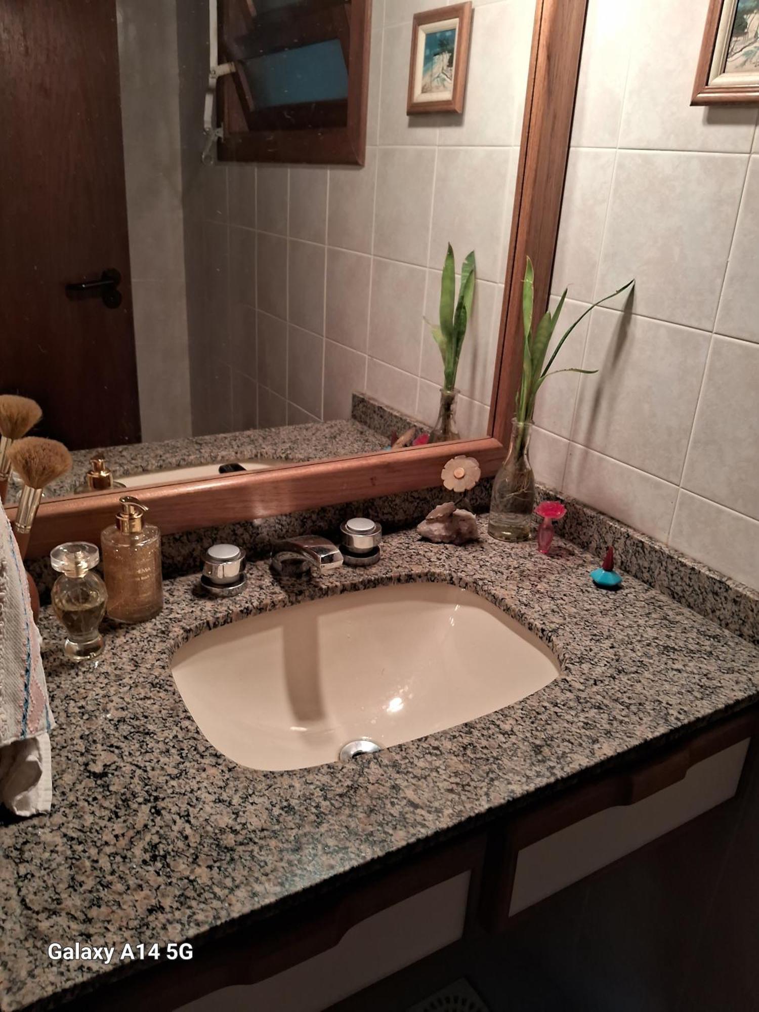 Alugo Quarto A 300M Da Praia Torres Kültér fotó